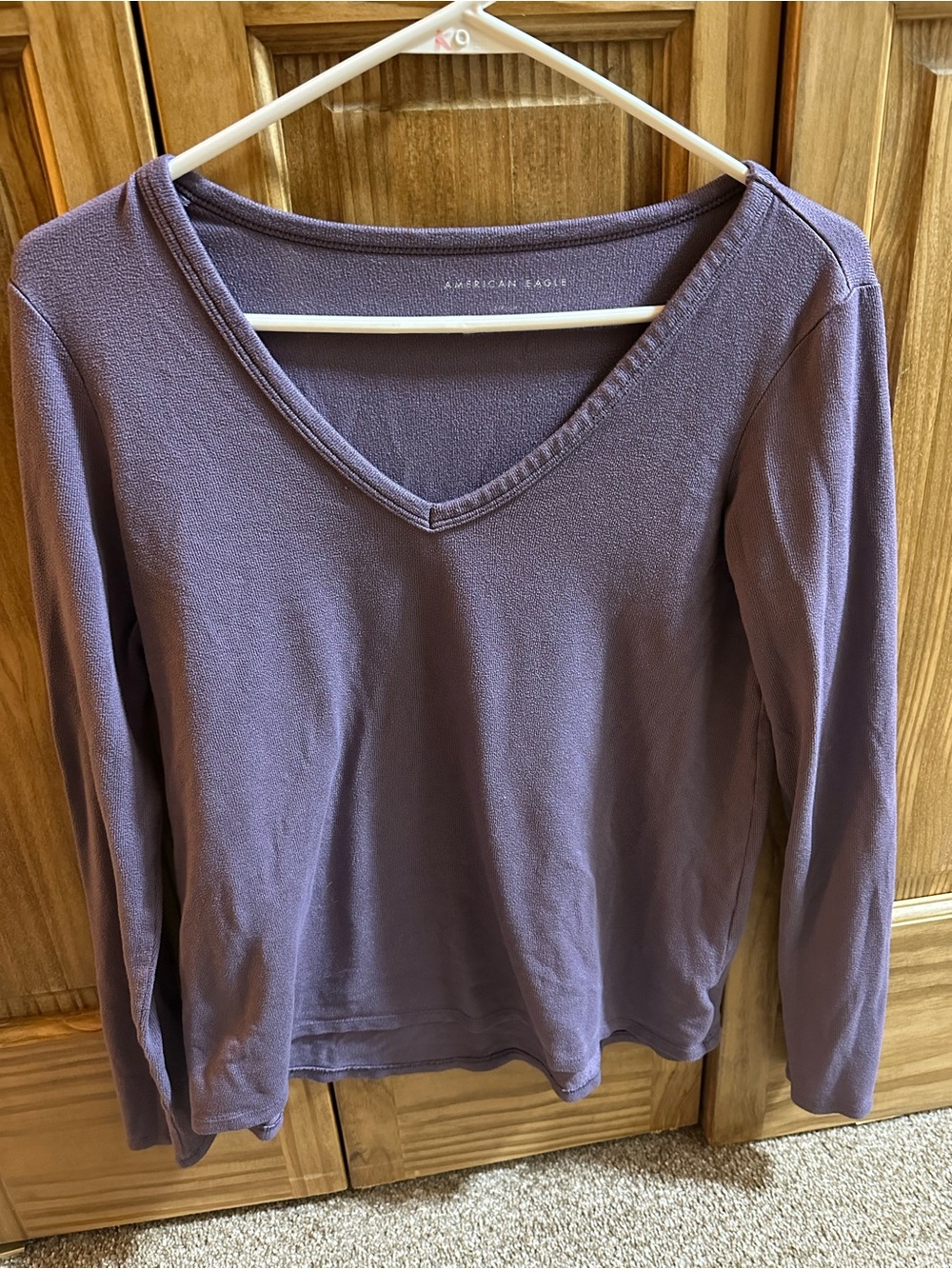 American Eagle Outfitters Long Sleeve V-Neck Top - Lavender Purple